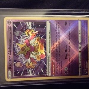 POKEMON 2000s (Radiant Alakazam) holographic card